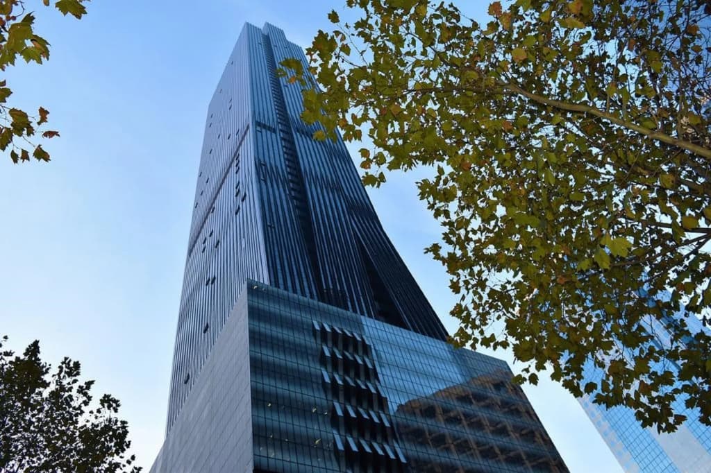 Melbourne SkyHigh Apartments - photo 1