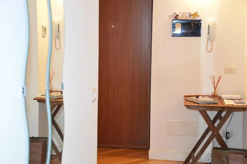 Artist Apartment - photo 3