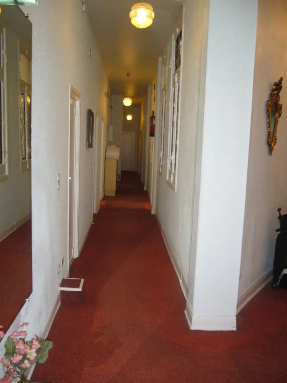 Hostal Lamalonga - photo 14