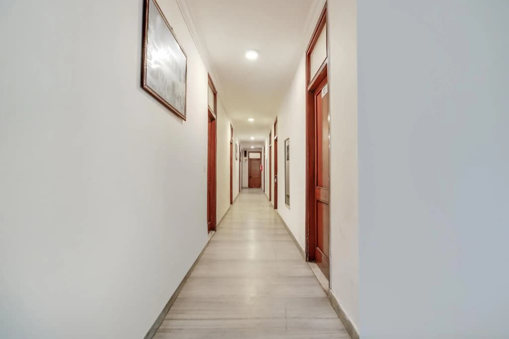OYO 75234 Batra Holiday Home - photo 3