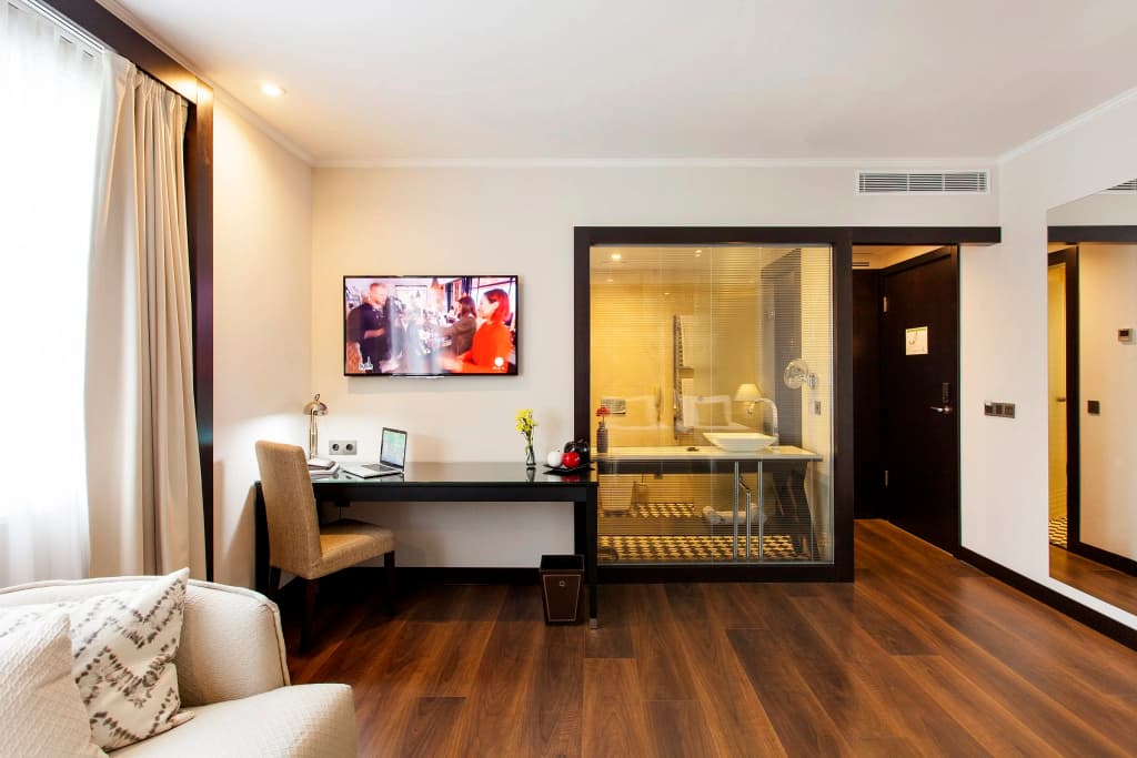 Quentin Boutique Hotel - photo 38