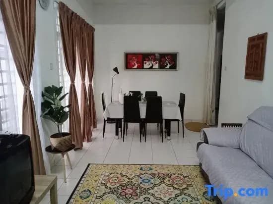 KLIA Homestay Ummie - photo 8