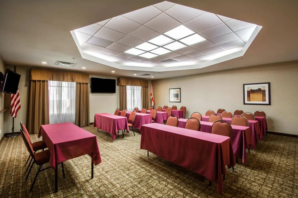 Comfort Suites Near Universal Orlando Resort - photo 21