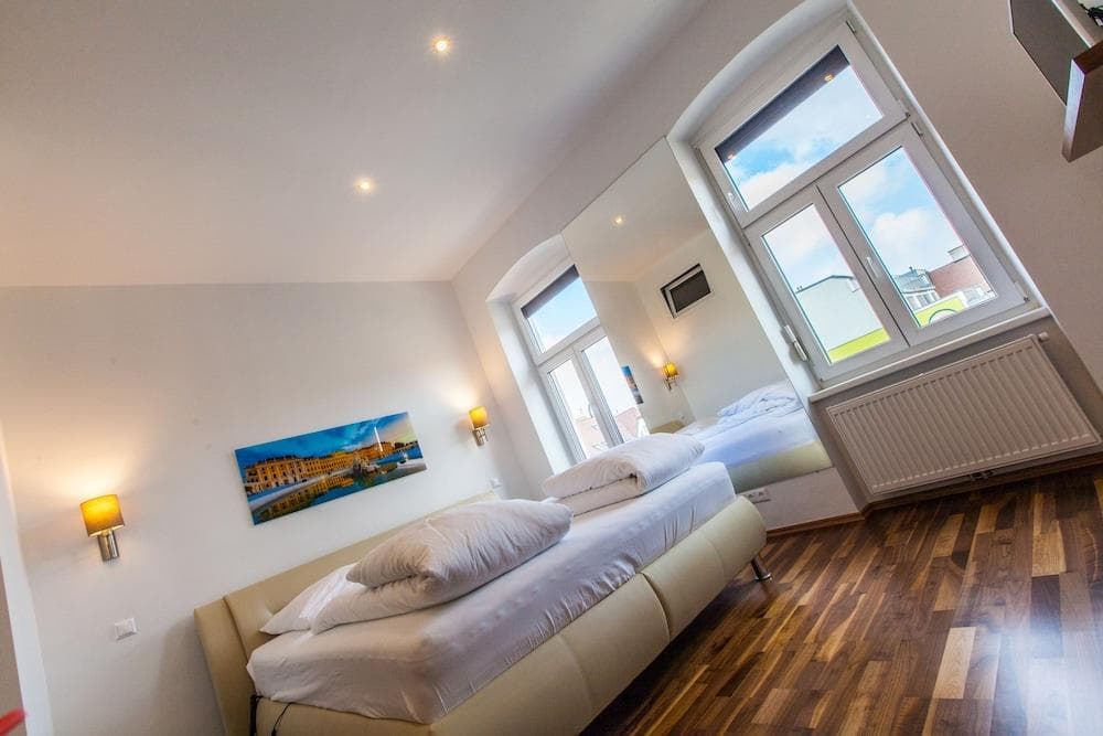 City Apartment by Stadthalle - photo 2
