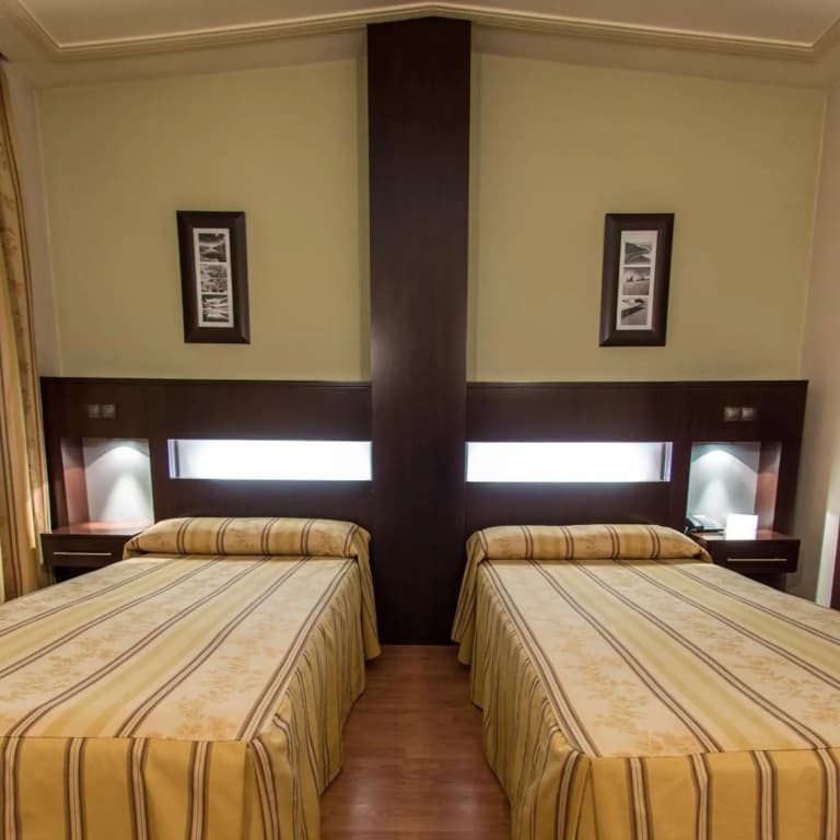 Hotel Los 5 Pinos - photo 37