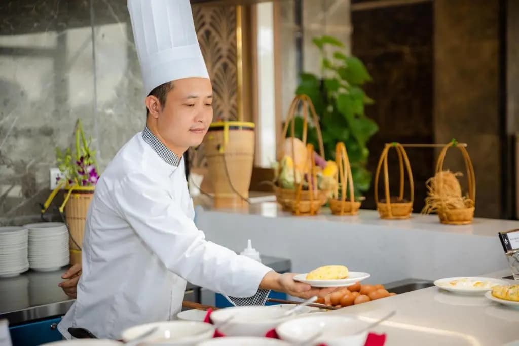 Muong Thanh Grand Bai Chay - photo 10