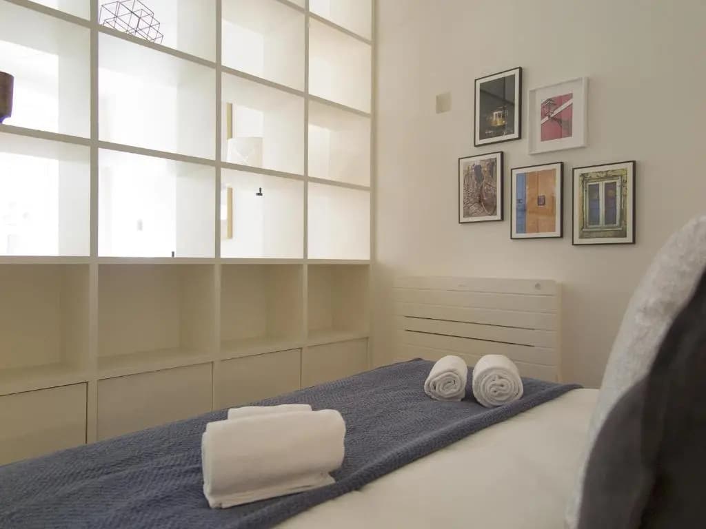 Chiado bright modern apt with ac elevator - photo 3