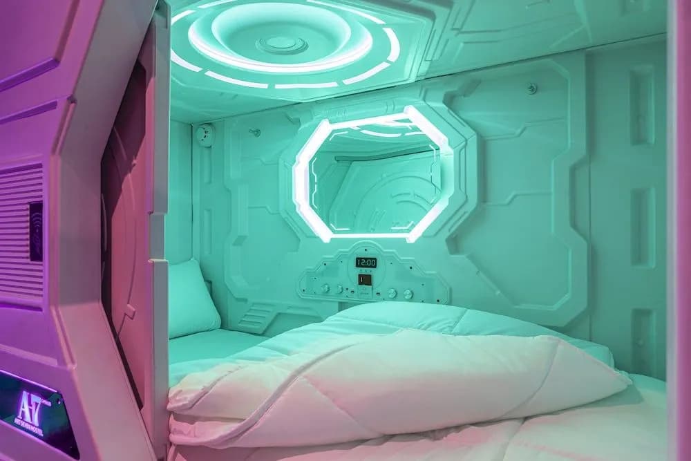 Art Seven Hostel Capsules - photo 5