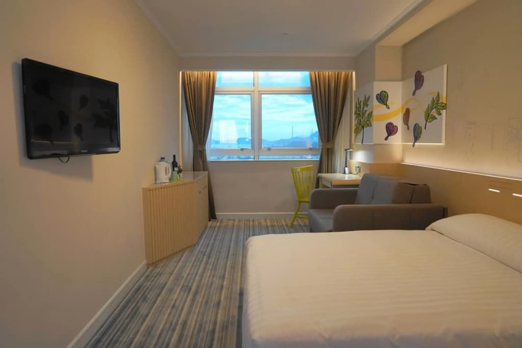 West Hotel - photo 19