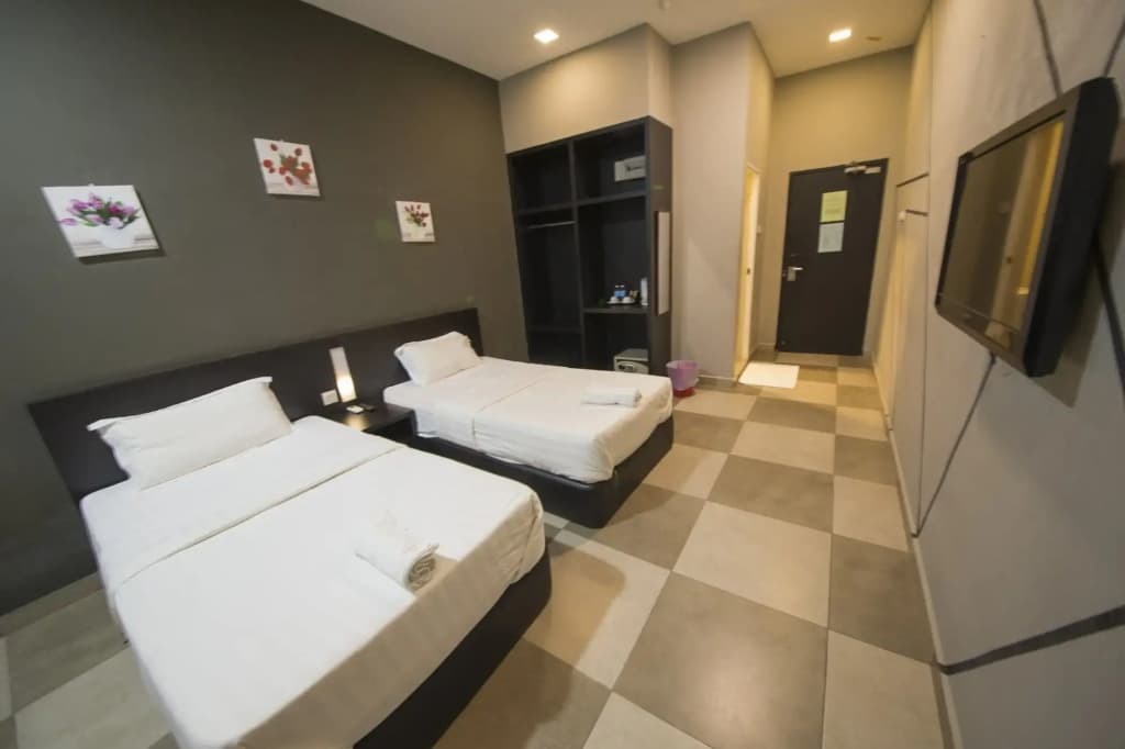 Elite Hotel Muar - photo 5
