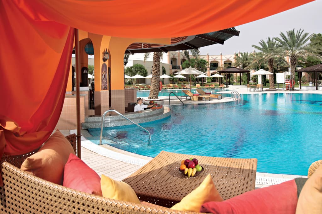 Al Ain Rotana Hotel - photo 20