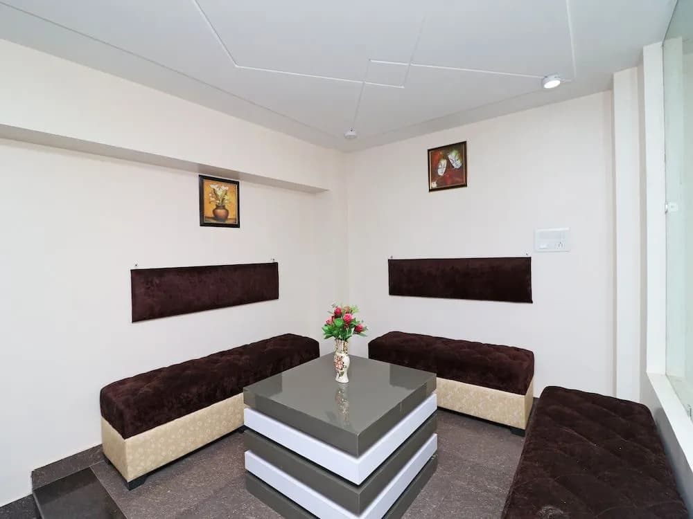 Hotel Star Inn - photo 2