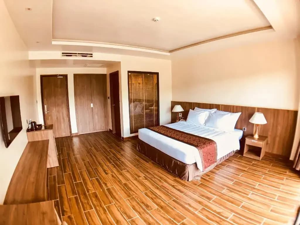 Coral Bay Resort - photo 13