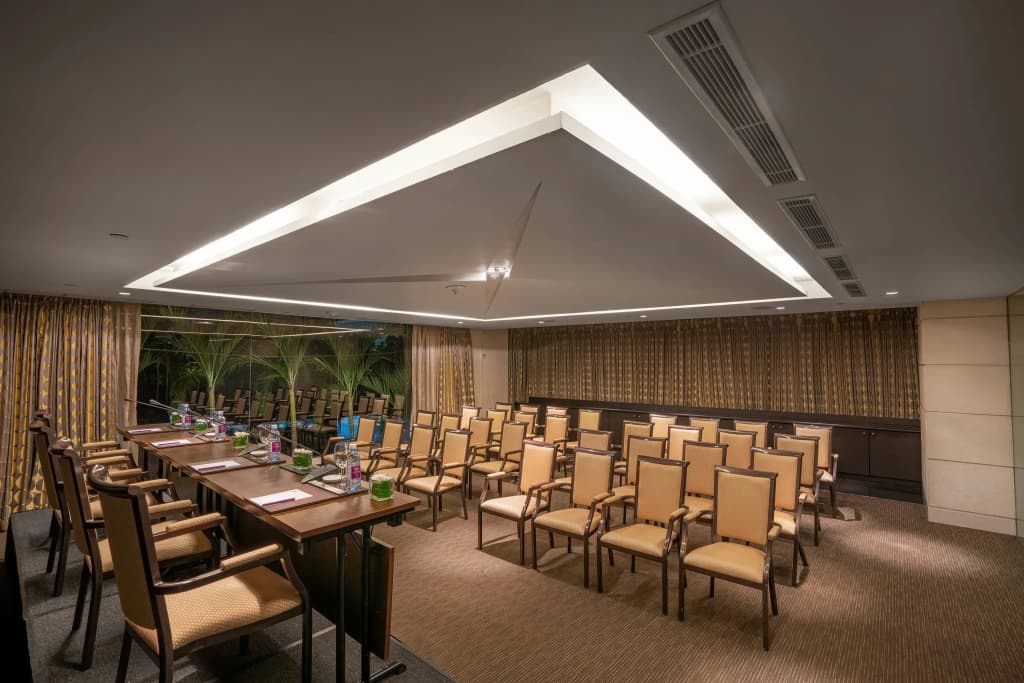 Cinnamon Grand Colombo - photo 33