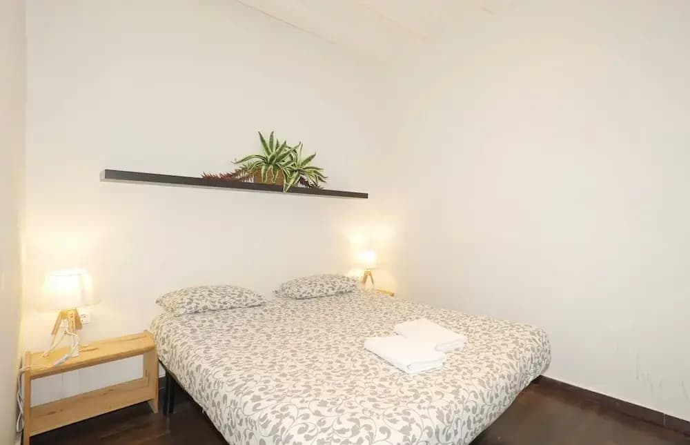 Interior Apt Center 42 El Born - photo 1