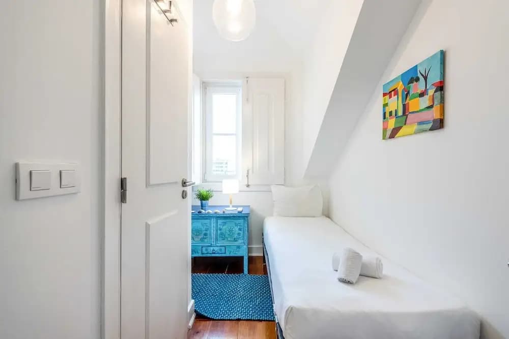 Rustic-style Apt Near Bairro Alto - photo 6