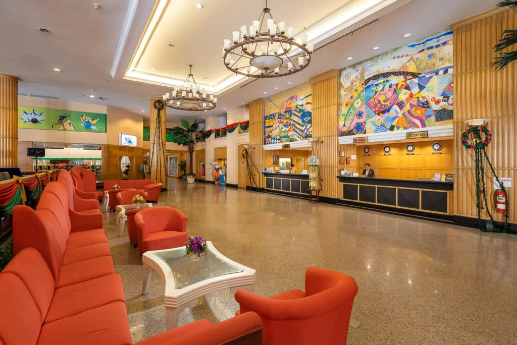 Jomtien Palm Beach Hotel And Resort - photo 30