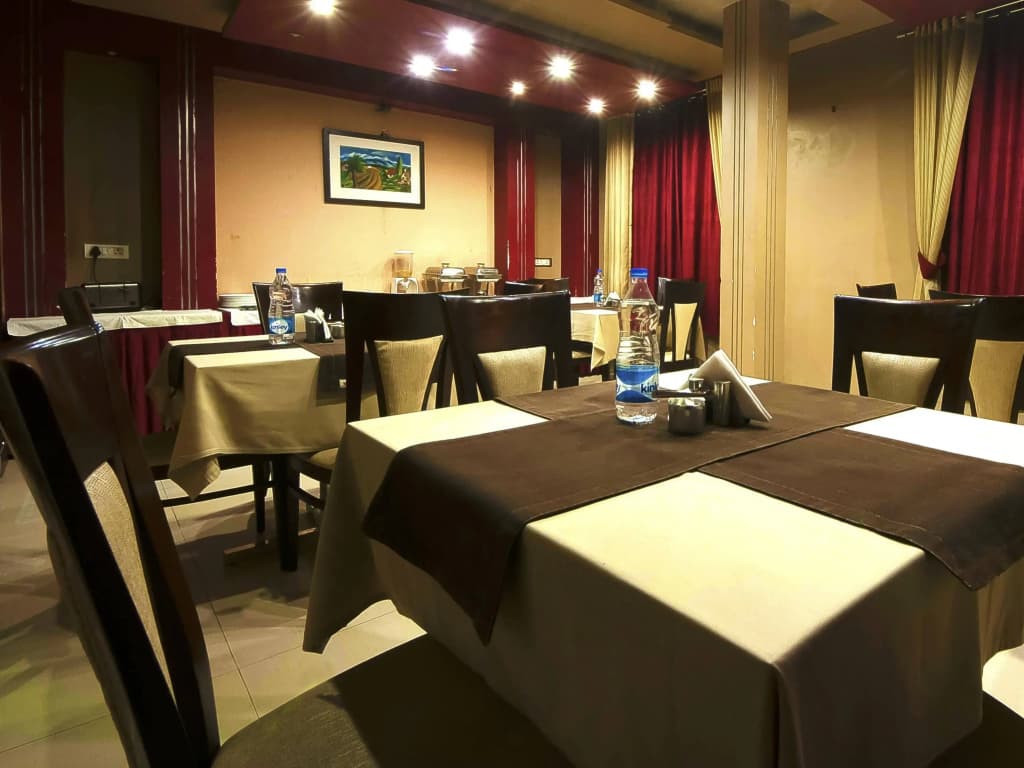 Hotel Sun City by OYO - photo 14