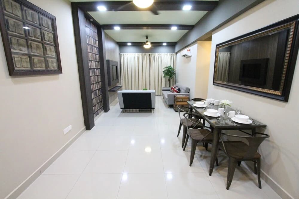 Ian's Majestic Condo - photo 15