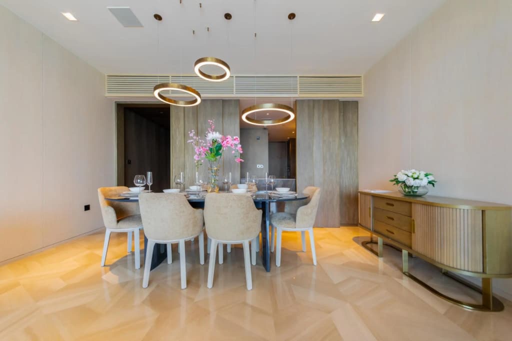 Dxb - Five - 30906 - Pj - photo 21