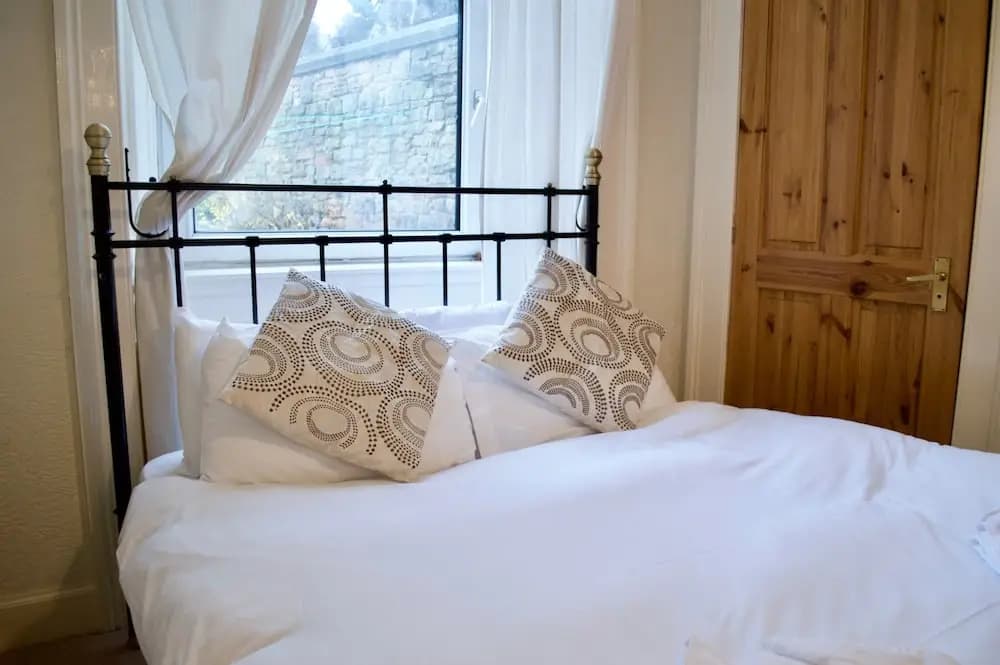3 Bedroom Flat In Morningside - photo 5
