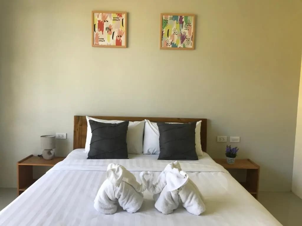 Snooze Inn Phuket - photo 2