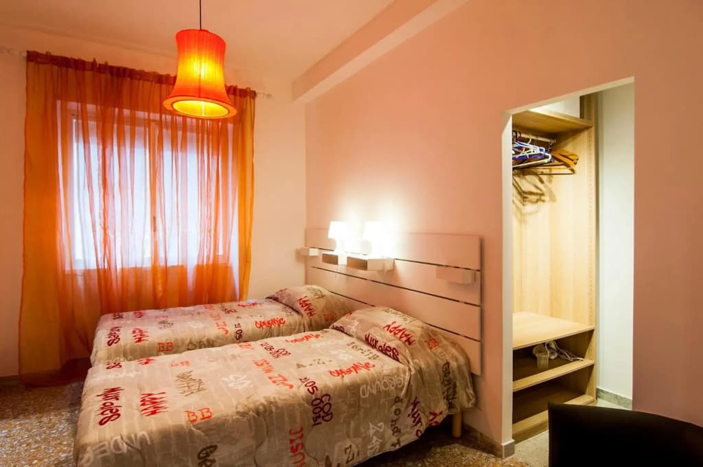 Vatican Museums Roomy Apartment - photo 44
