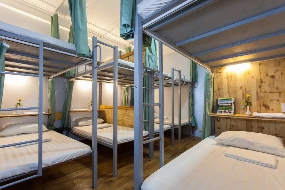 Backpacker Hanoi Hostel - photo 2
