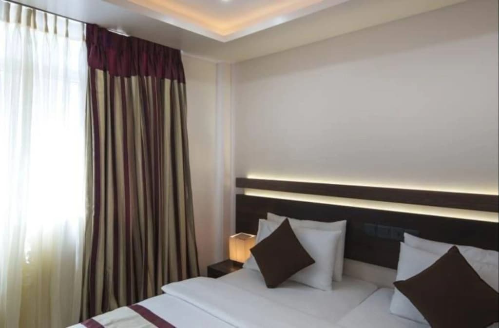 The White Harp Beach Hotel - photo 16