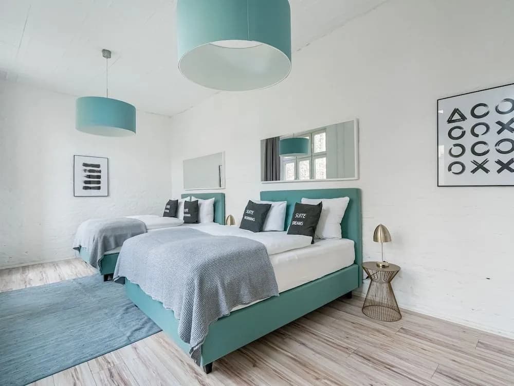 Primeflats - Lofts am Flugfeld Tempelhof - photo 2