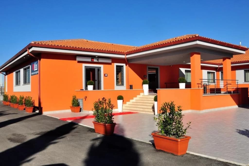 325 Tor Vergata Hotel - main photo