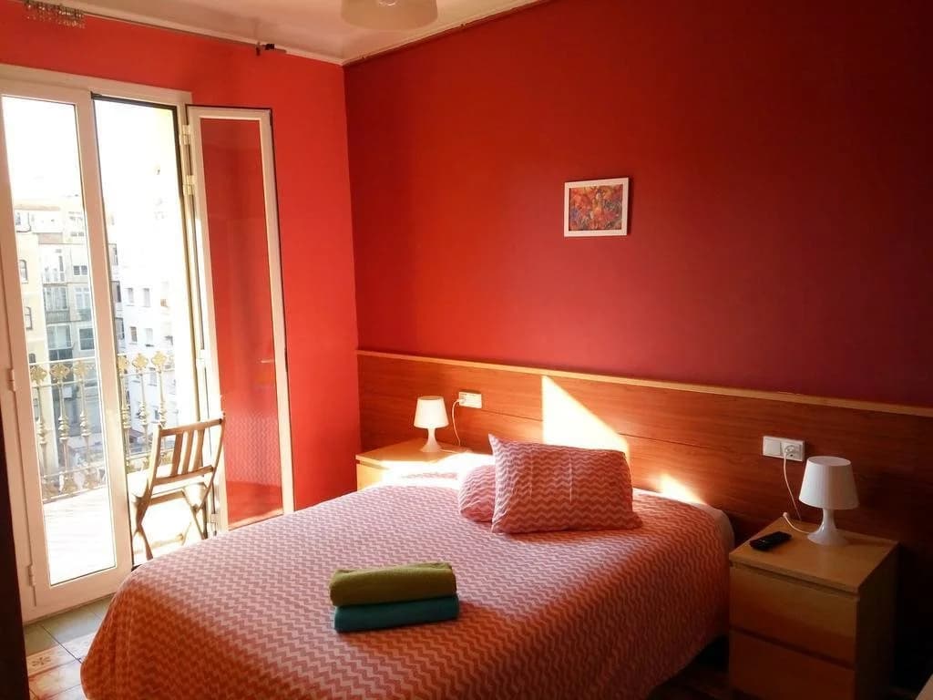 Barcelonarooms Hostal - photo 2