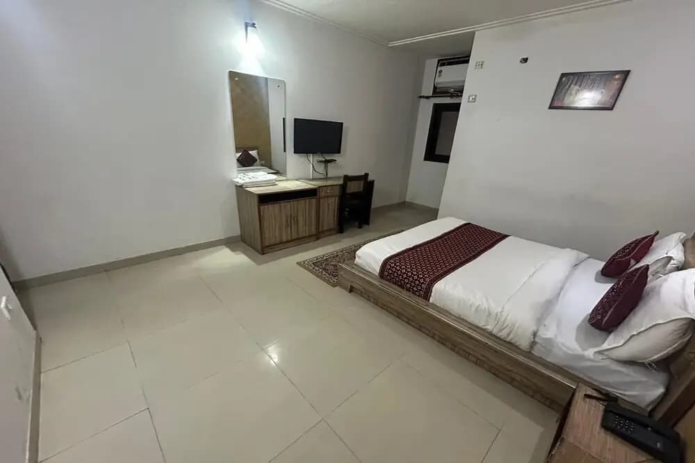 Hotel Om Paradise Near IGI Delhi Airport - photo 42