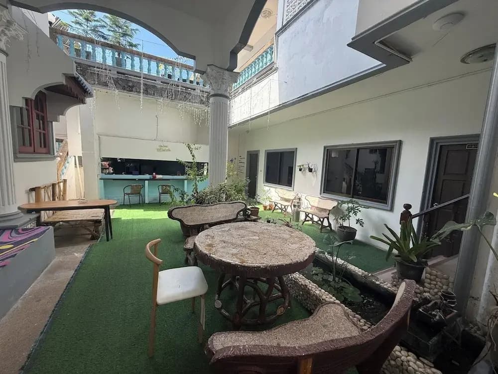 Plan B house - photo 12