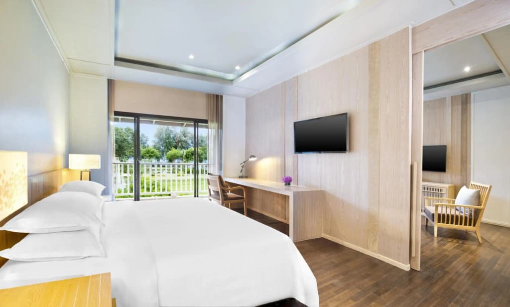 Dusit Thani Krabi Beach Resort Hotel - photo 40
