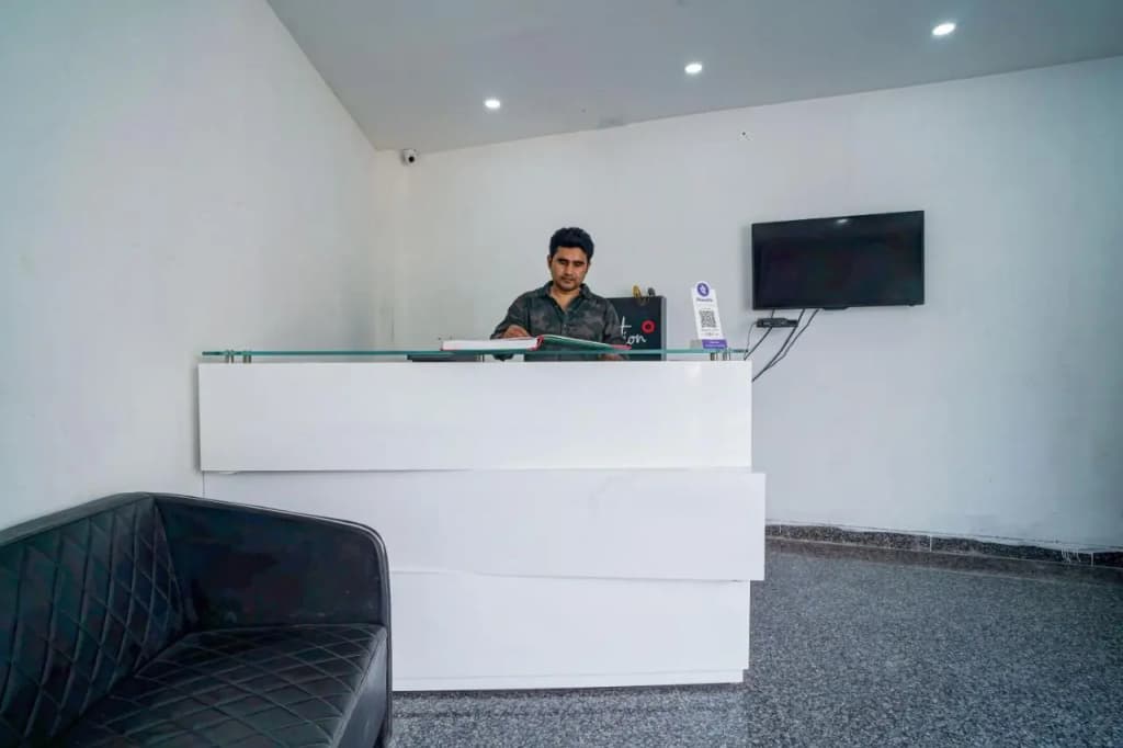 Red Snapper Hotel - photo 11