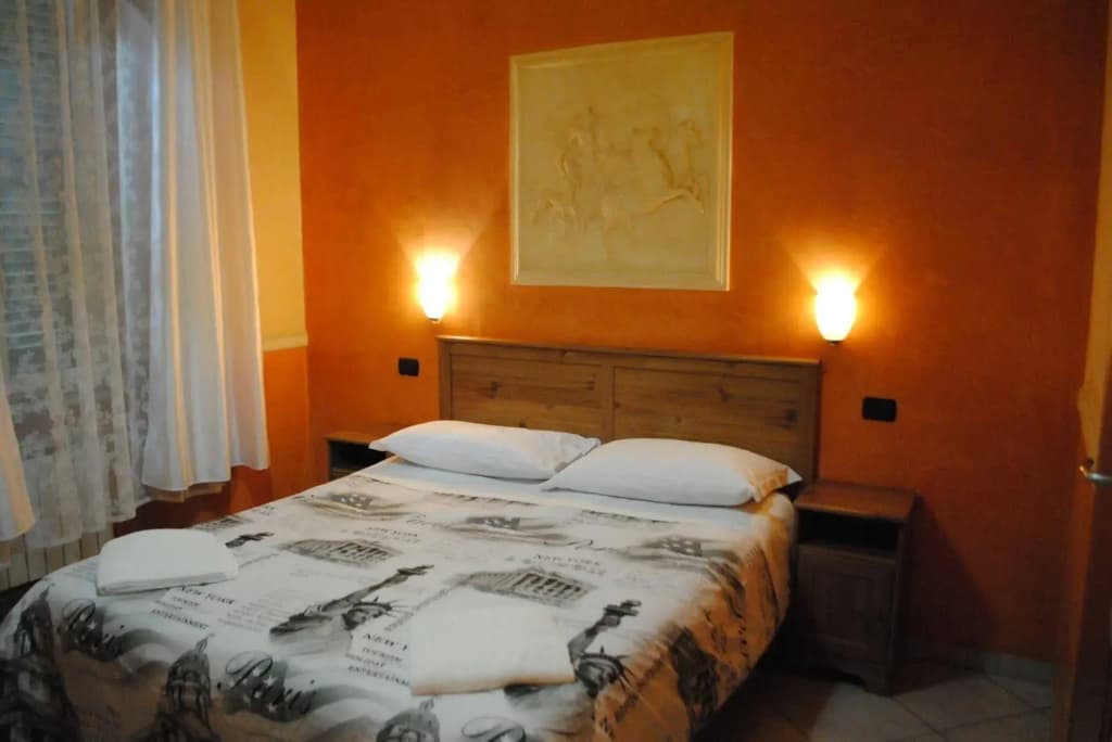 Gladiator Rooms - photo 15