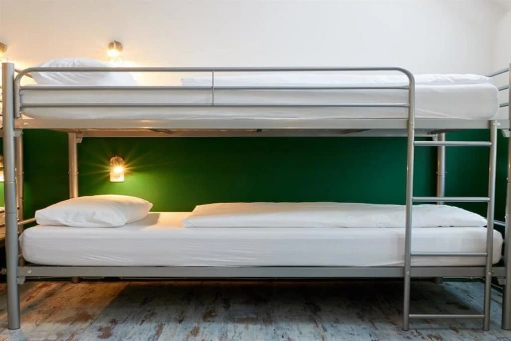 Ballhaus Berlin Hostel - photo 2