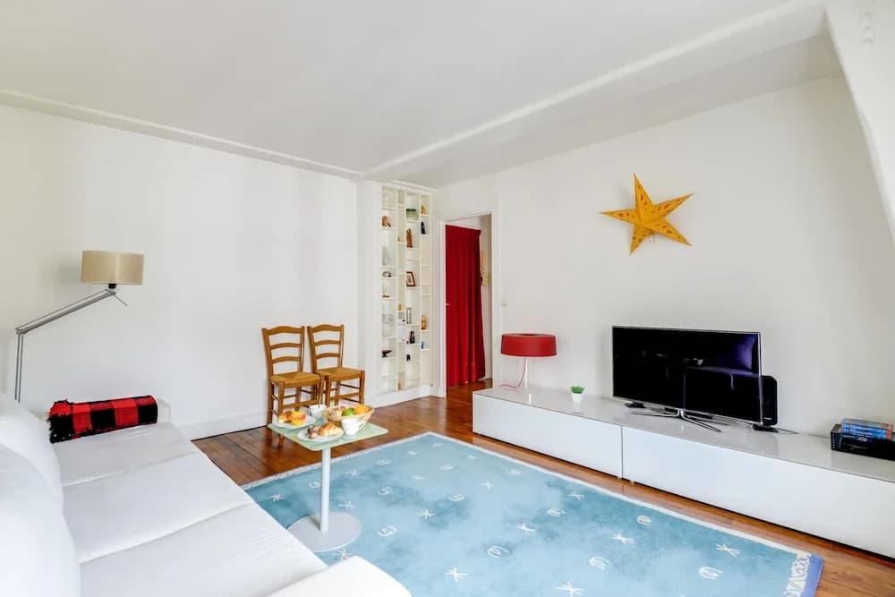 Comfy Apartment for 2 in Gare du Nord - photo 2