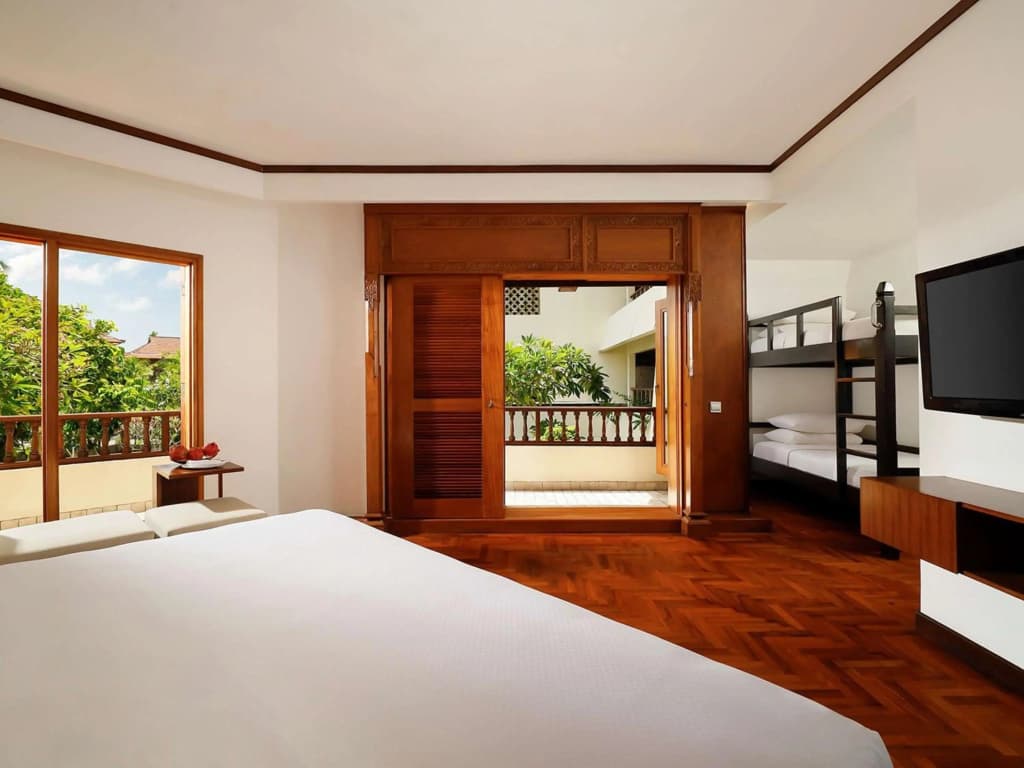 Nusa Dua Beach Hotel and Spa - photo 10