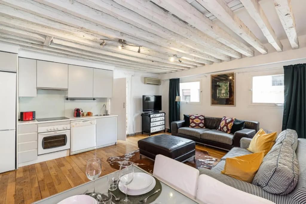 BNBHolder Charming Duplex Attic SOL - photo 4
