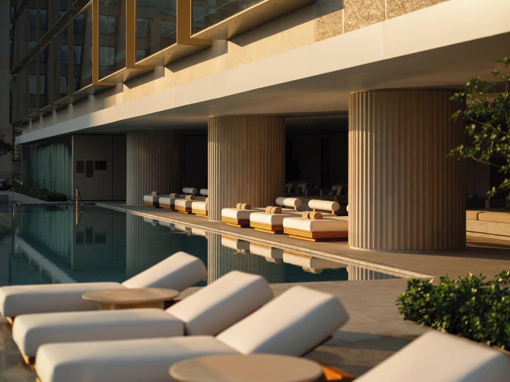 Dusit Thani Bangkok - photo 1