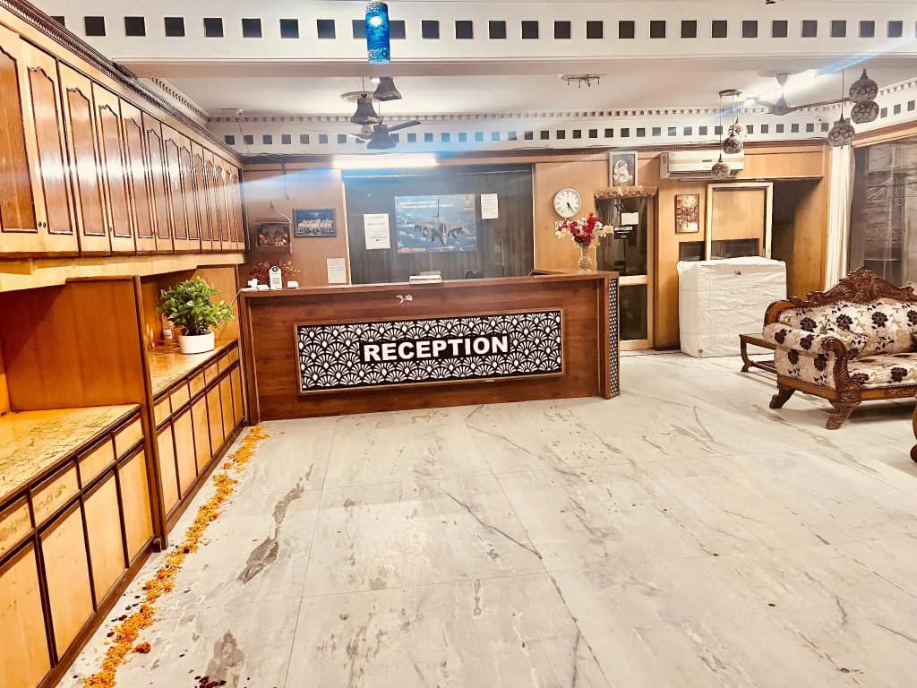 Hotel Marina - photo 1