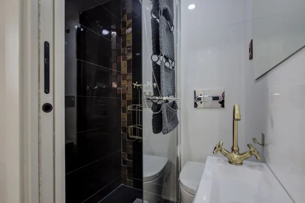 City Centre Apartment - 3BD - 2BT - WIFI - photo 7