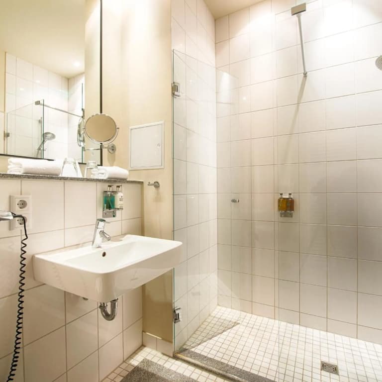 Mondrian Suites Berlin Checkpoint Charlie - photo 35