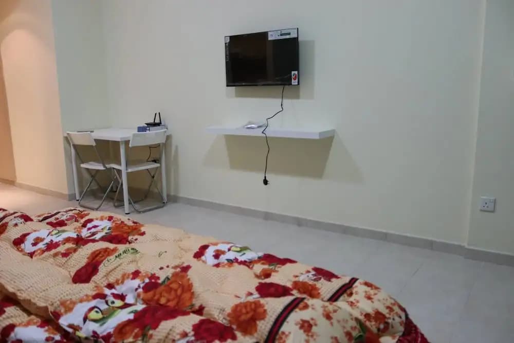 Stunning Studio With Close Kitchen And Pool - photo 12