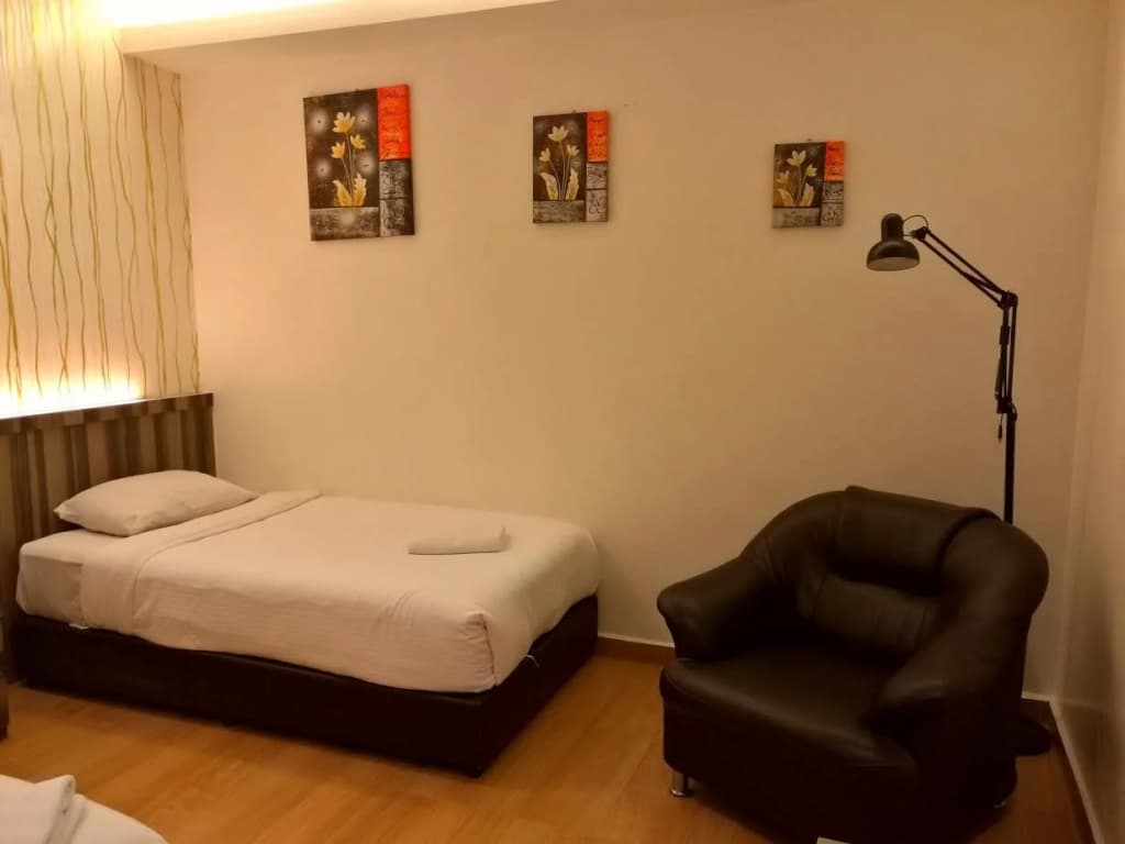 Century Inn Hotel - photo 12