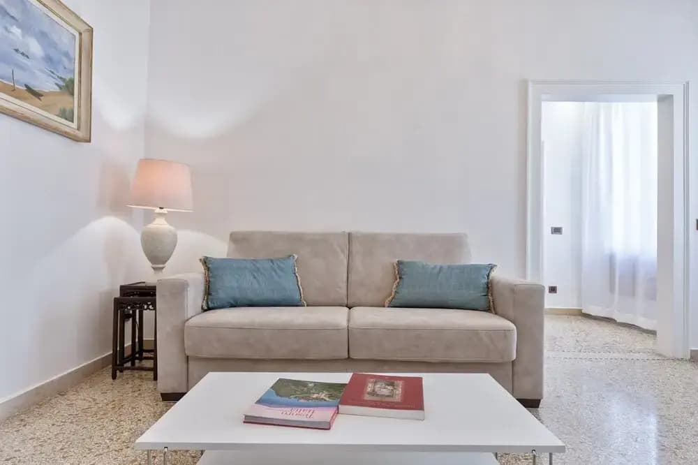 Tolentini Canal View Apartment - photo 21