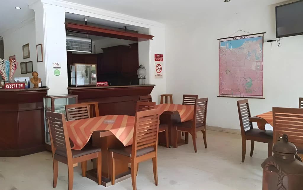 Hotel Maxim Kwitang Jakarta - photo 18