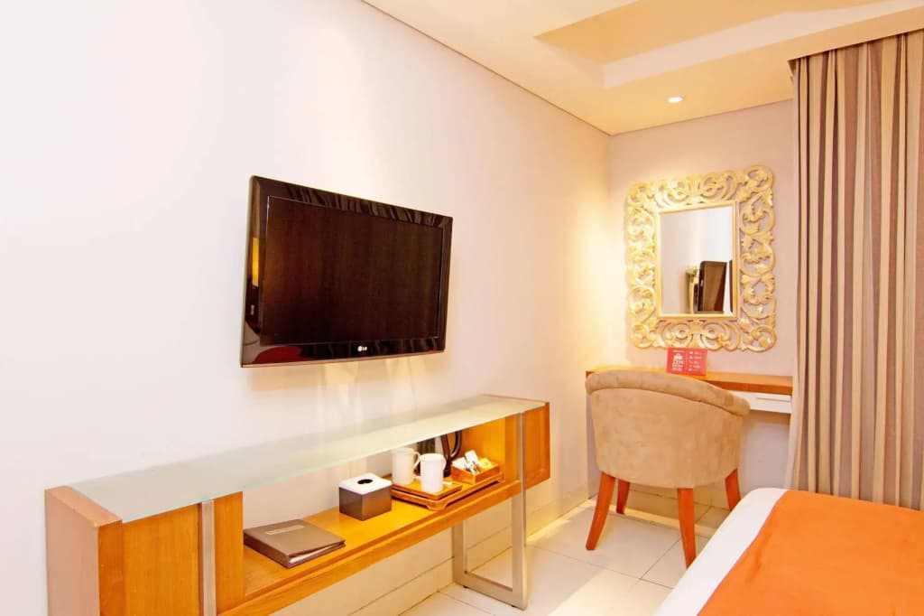 ZEN Rooms Kuta Sunset Road - photo 6